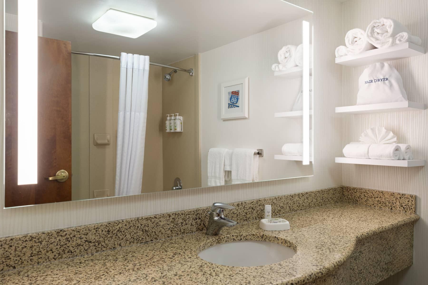 Wingate By Wyndham St Louis Airport Otel Saint Ann Dış mekan fotoğraf